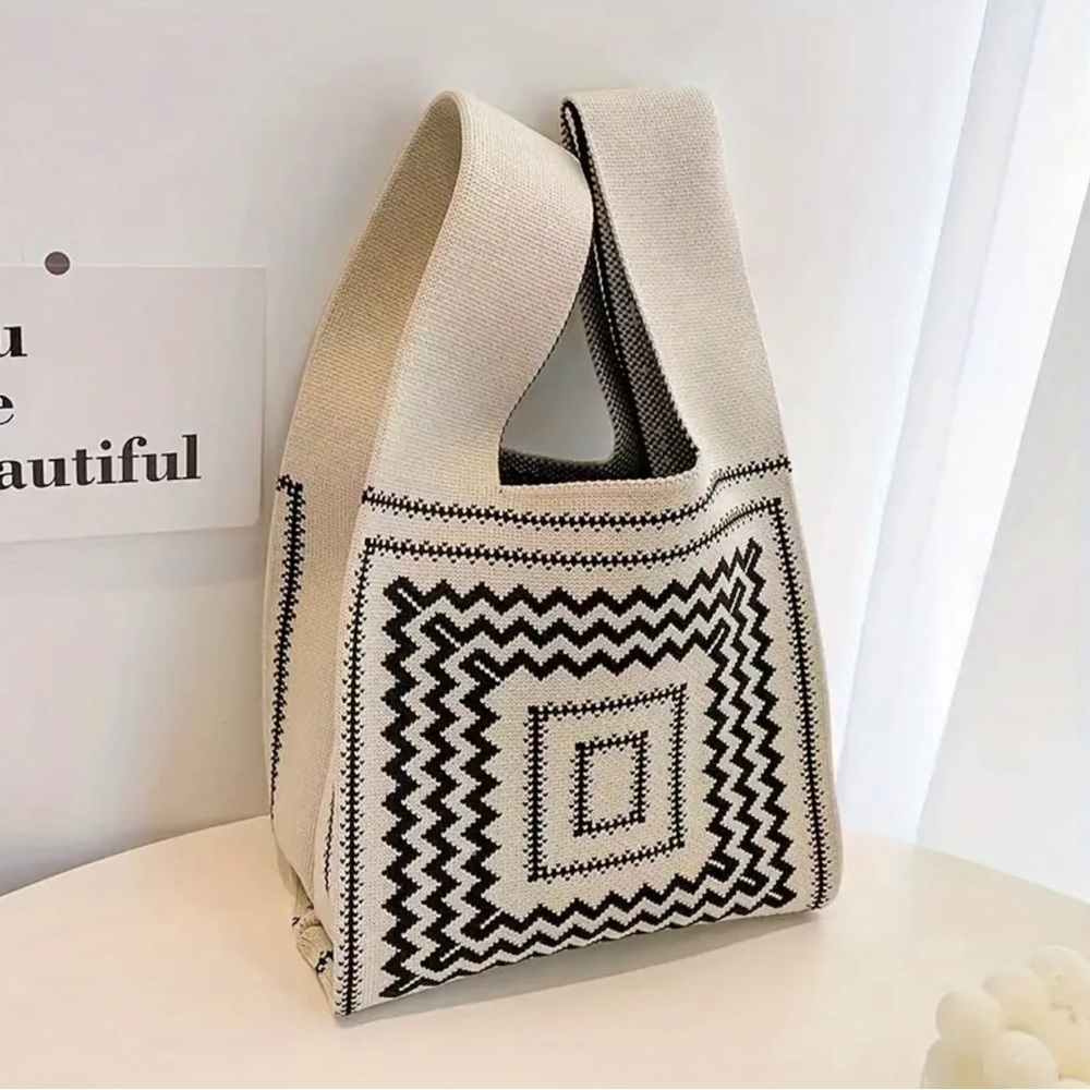 Boho Elegant Zigzag Knitted Tote Bag, Geometric Zigzag Pattern